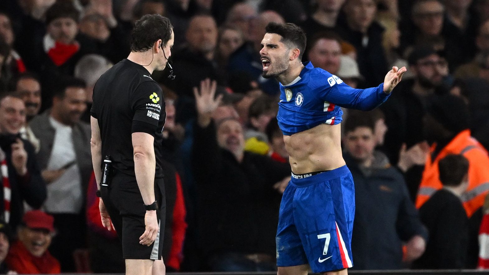 images-v3-getty-2264237613-crop-MM5DCNJXGA5DQOBTHJXG653FHIZDCNJ2HA======-GettyImages-2264237613