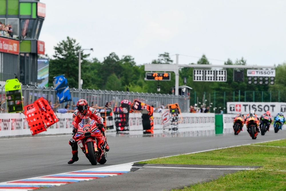 images-mgl-27vdjMv0-s1000-francesco-bagnaia-ducati-team