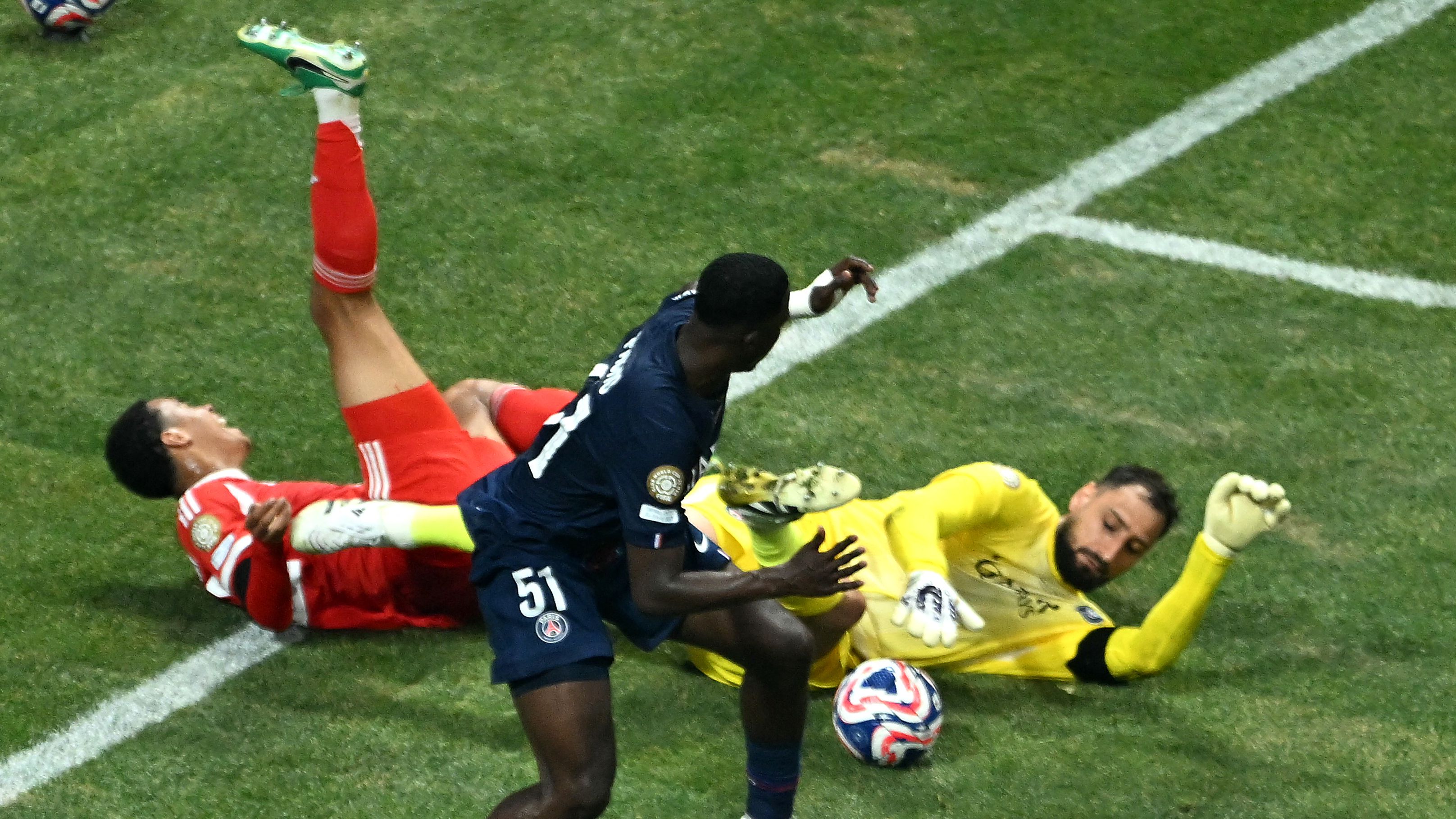 images-v3-getty-2223005995-crop-MM5DGMRTGI5DCOBRHA5G433XMU5DKMRQHIZTANY=-GettyImages-2223005995