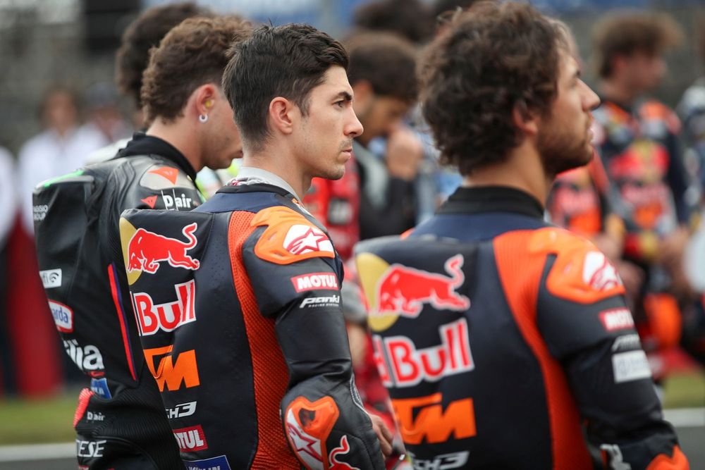 images-mgl-0L1NbMV2-s1000-maverick-vinales-red-bull-ktm-