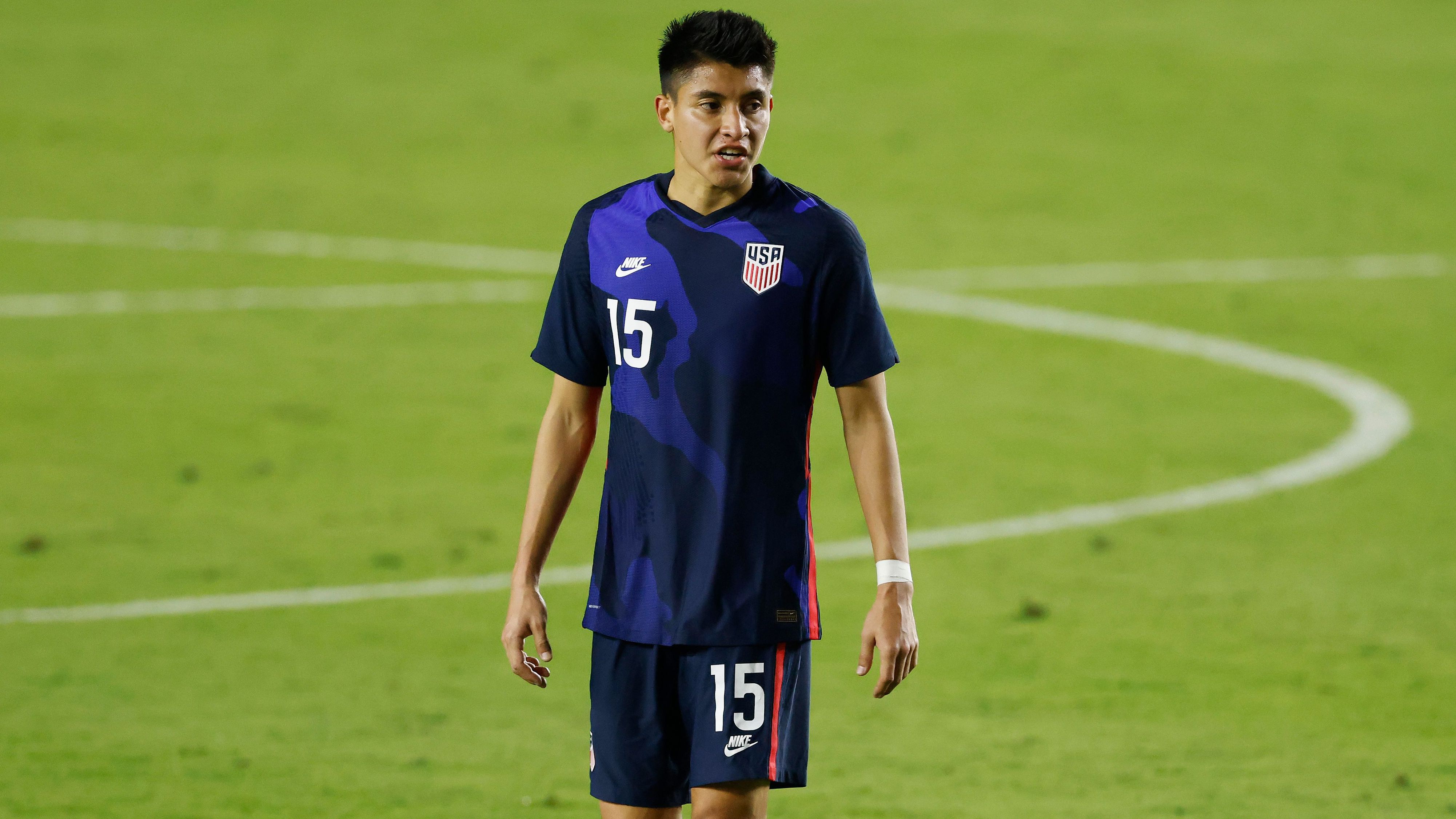 images-v3-getty-1290593430-crop-MM5DIMBQGM5DEMRVGI5G433XMU5DINJVHI3TE===-GettyImages-1290593430