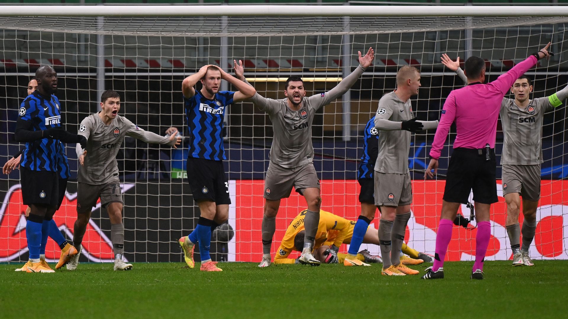 images-v3-blt47f4ac921b66dbec-GettyImages-1230038483(1)