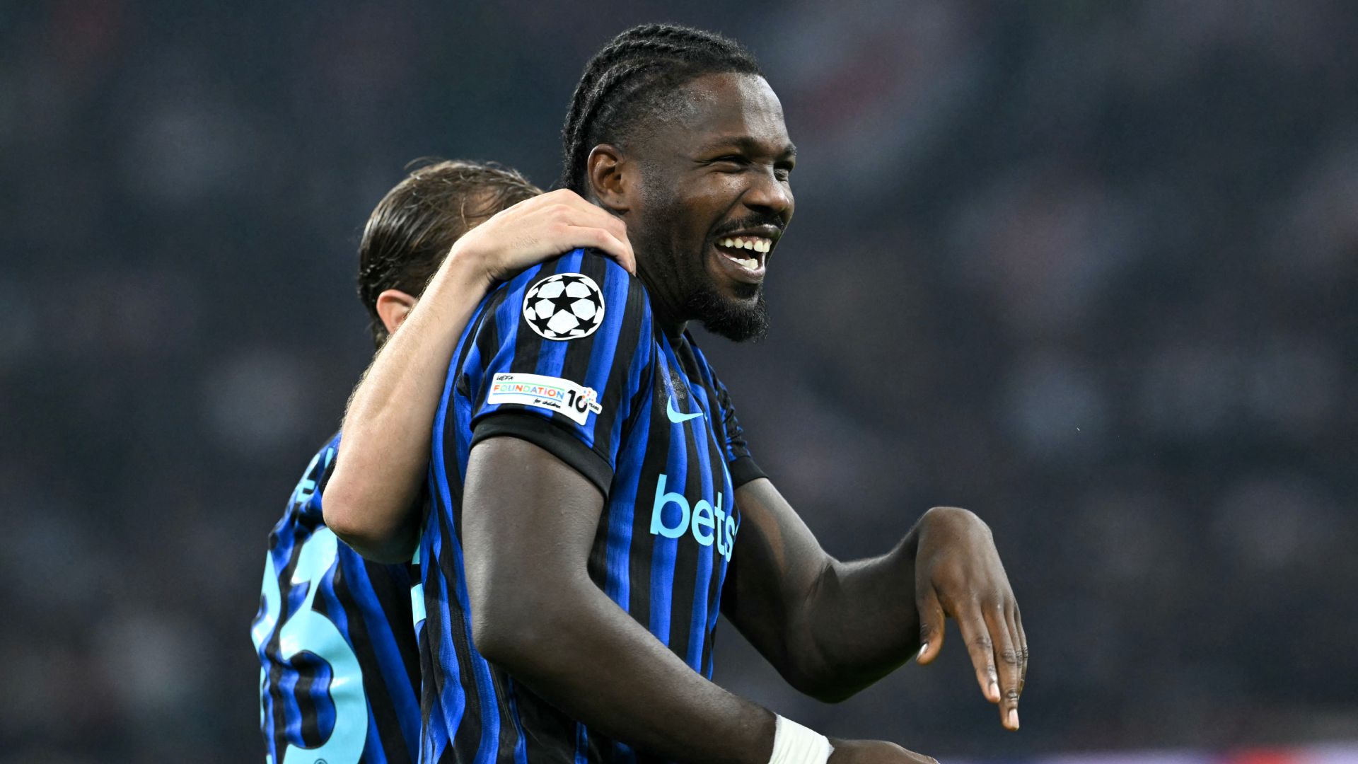 images-v3-bltab96c0c913d16c96-thuram%20ajax%20inter%20esultanza