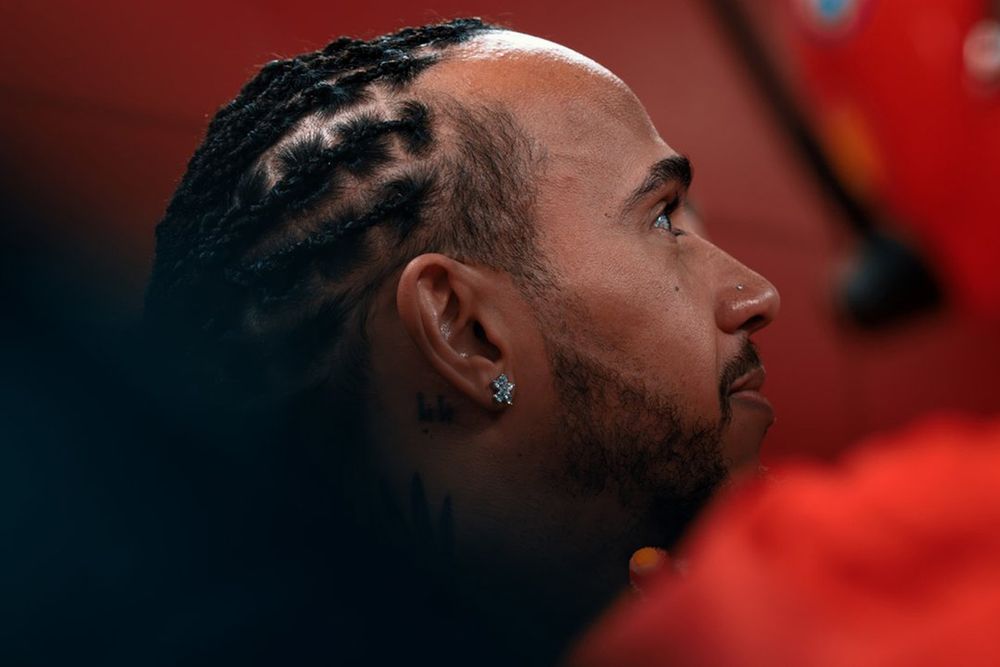 images-mgl-0R7wJao2-s1000-lewis-hamilton-ferrari