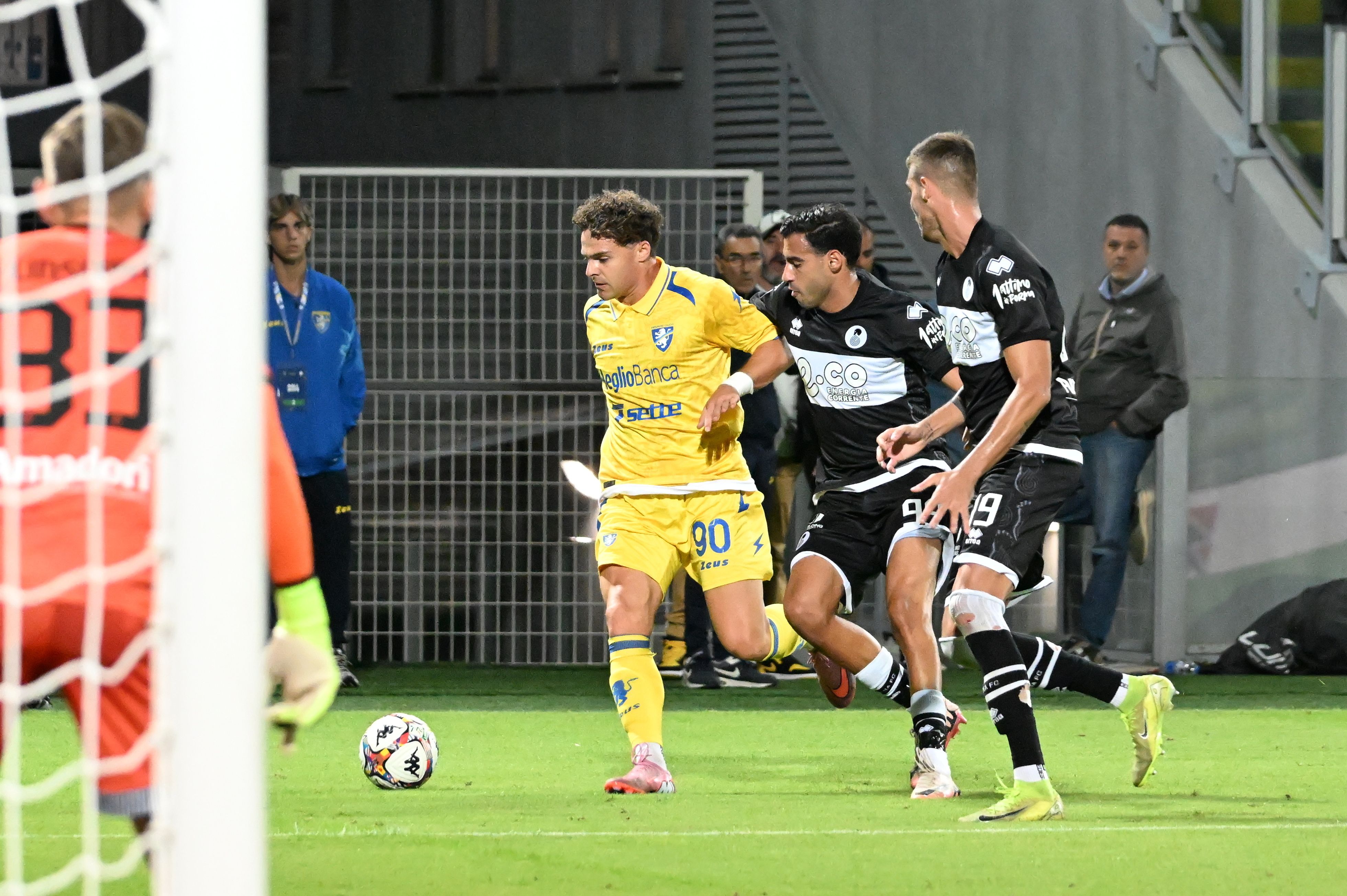 images-v3-bltf640cc835222c586-FRO_2339