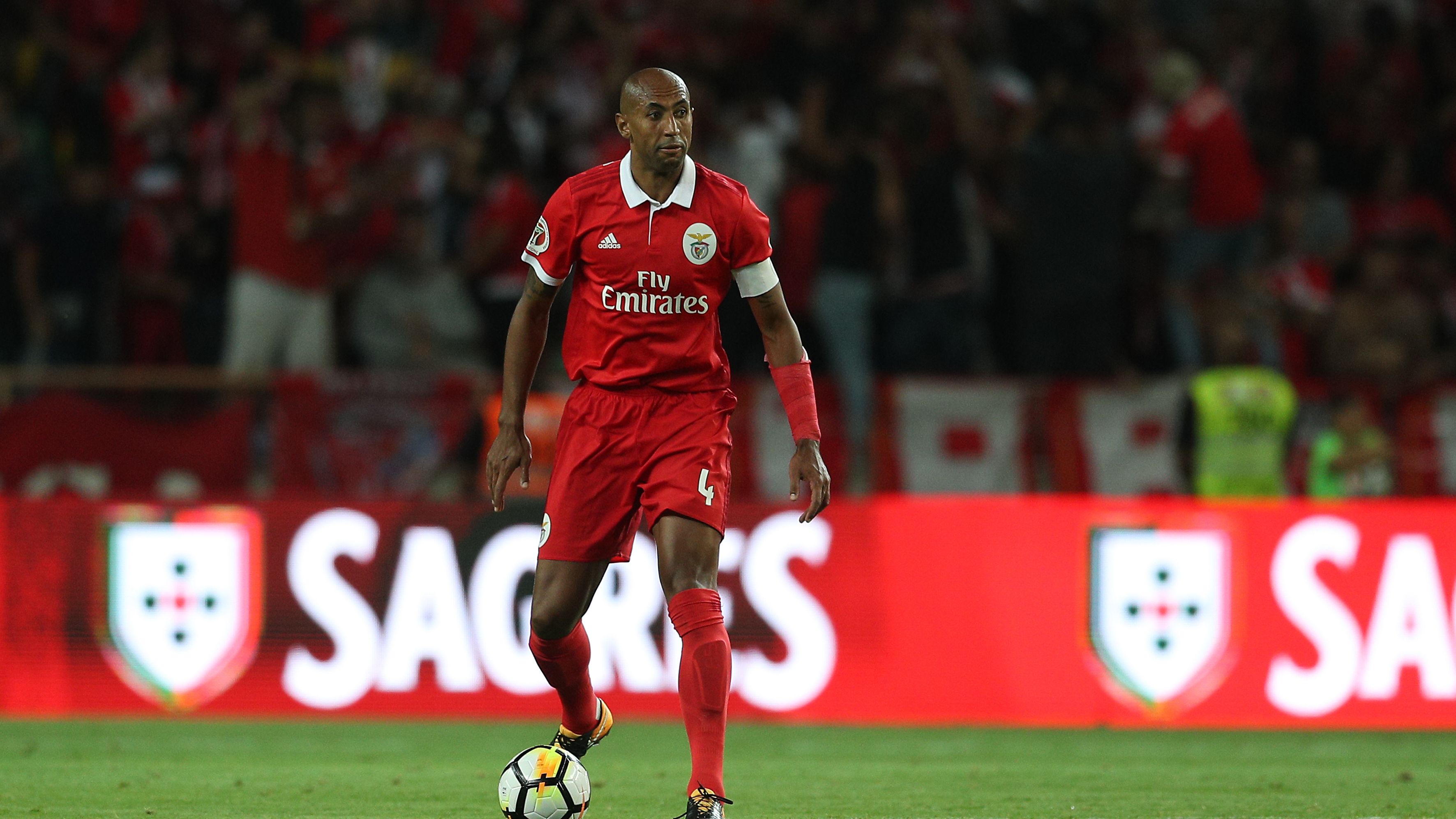 images-v3-getty-826794610-crop-MM5DGNJUGM5DCOJZGM5G433XMU5DAORRHA2Q====-GettyImages-826794610