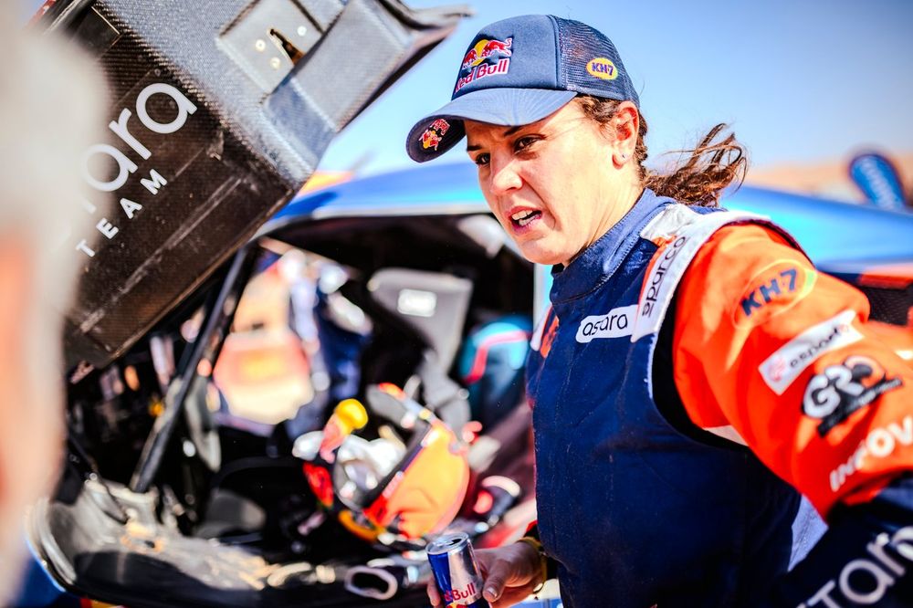 images-mgl-0oObQa10-s1000-238-astara-team-astara-02-conc